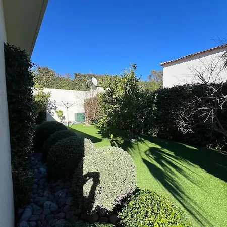 Raffinee Avec Piscine Et Climatisation * Sainte-Maxime